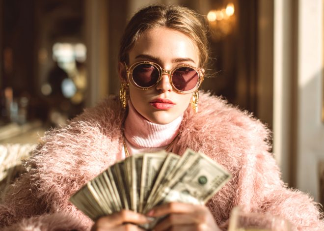 People Who Pretend to Be Rich but Are Actually Broke Often Display These 5 Behaviors